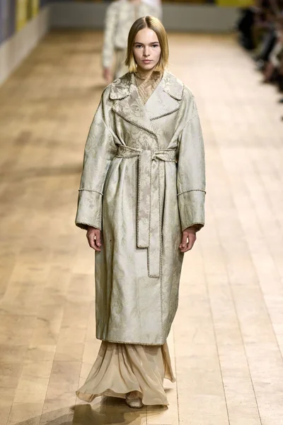 Look 6